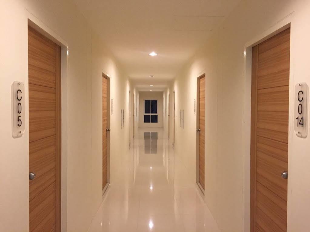 Oyo 306 Paradise Park Laemchabang Сі-Рача Екстер'єр фото
