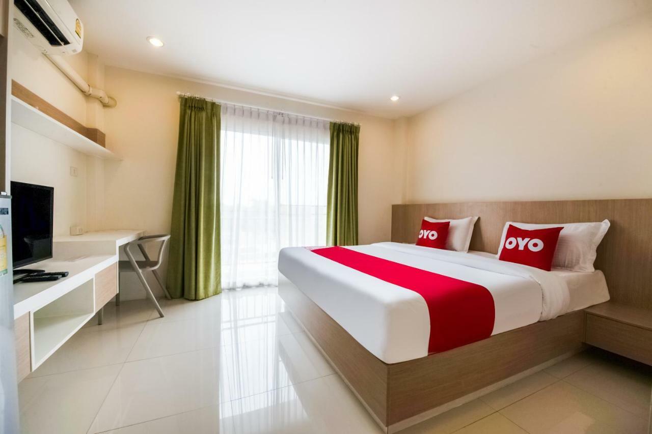 Oyo 306 Paradise Park Laemchabang Сі-Рача Екстер'єр фото