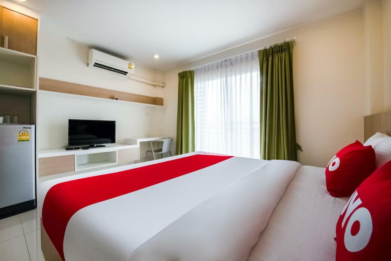 Oyo 306 Paradise Park Laemchabang Сі-Рача Екстер'єр фото